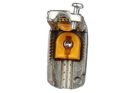 Technetix haakse IEC-connector, hoge afscherming